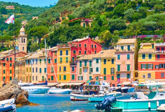 Letní inspirace italským pobřežím – Barvy oživují interiér